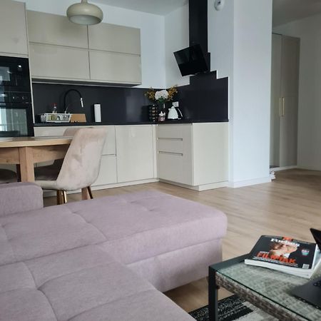 ורשה Airport Apartment מראה חיצוני תמונה